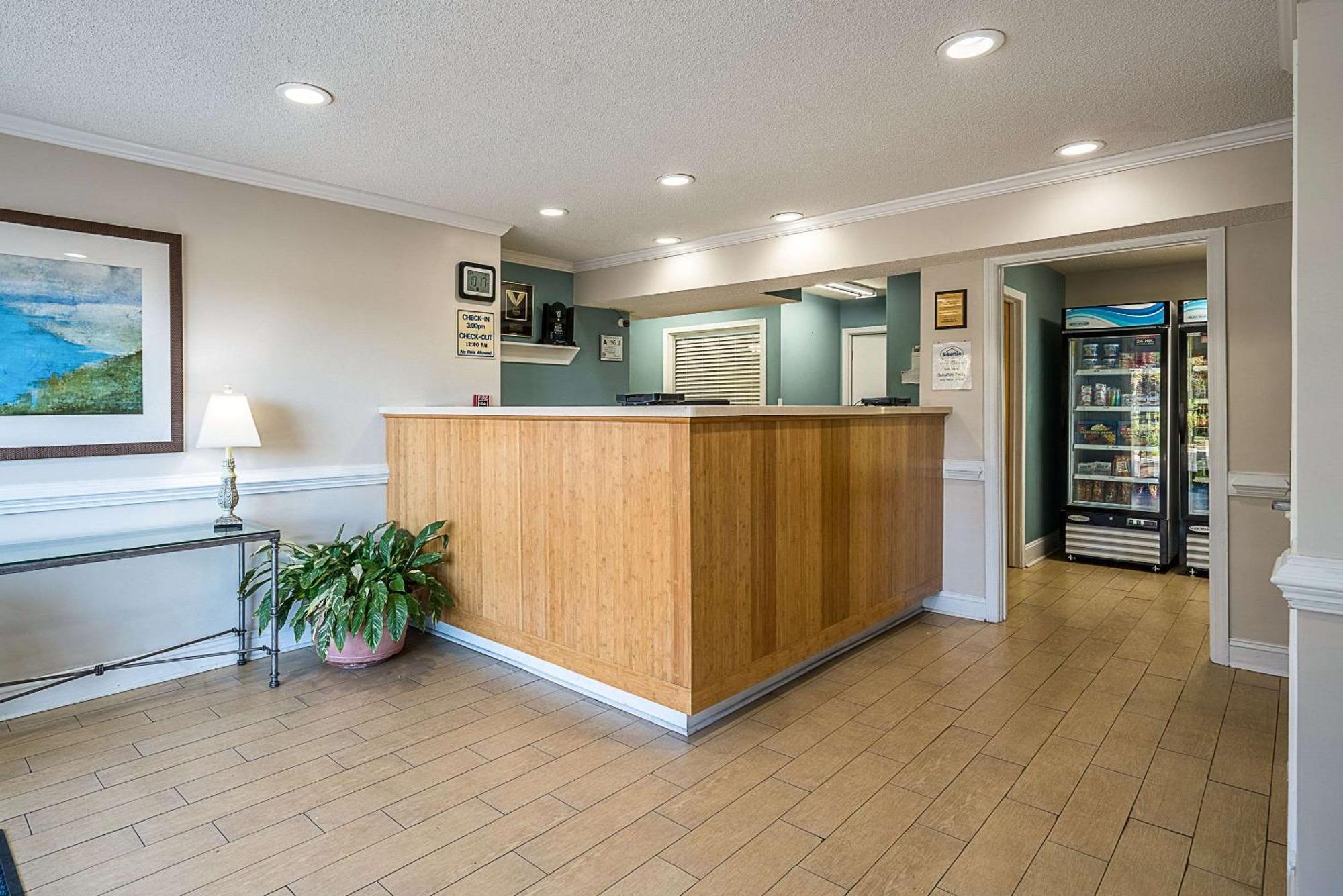 Suburban Studios Of Wilmington Exteriér fotografie